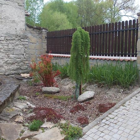 Wisniowy Mlyn Villa Wisniowa k Staszowa ภายนอก รูปภาพ